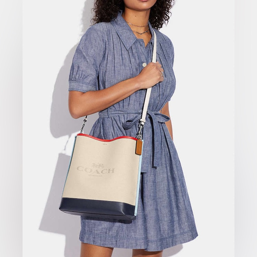 🔥🔥🔥COACH Mollie Bucket Bag In Colorblock🔥🔥🔥